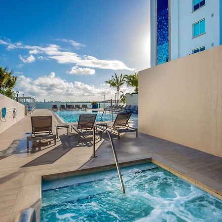Mare Azur Design District Luxury Apartments マイアミ エクステリア 写真