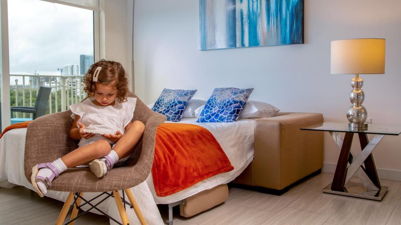 Mare Azur Design District Luxury Apartments マイアミ エクステリア 写真