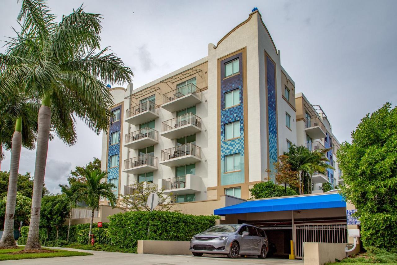 Mare Azur Design District Luxury Apartments マイアミ エクステリア 写真