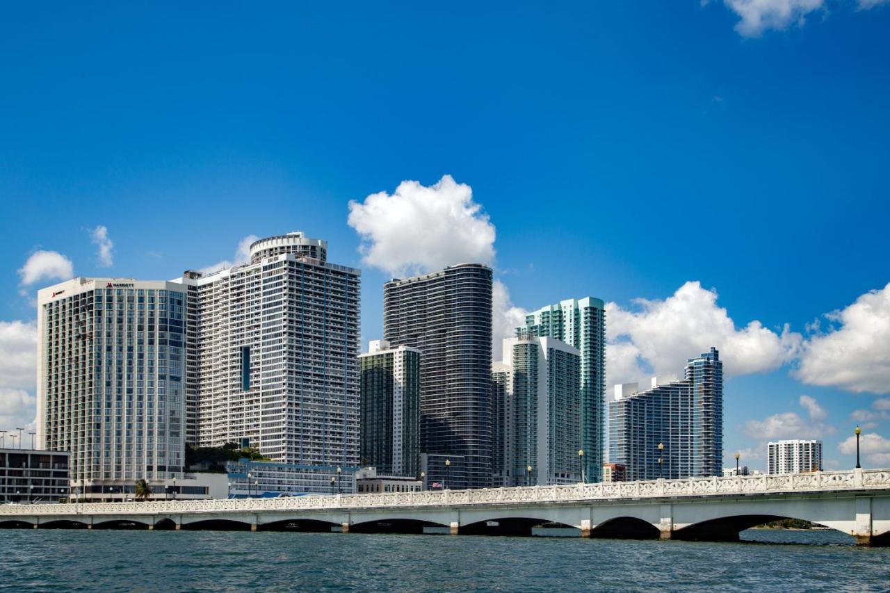 Mare Azur Design District Luxury Apartments マイアミ エクステリア 写真